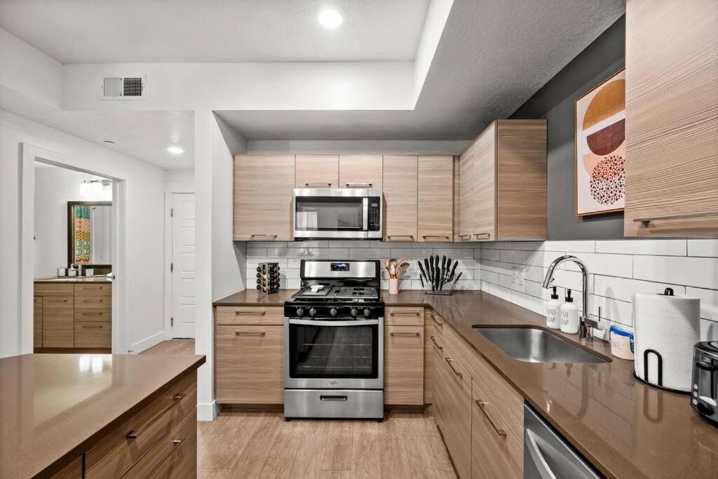 Luxurious Retreat In Slc Apartamento Salt Lake City Exterior foto